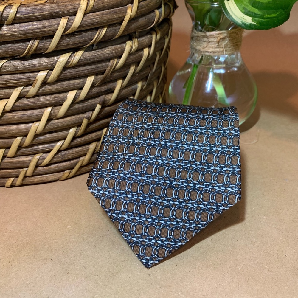 Hermès 100% Silk necktie- Links Pattern 715 FA
